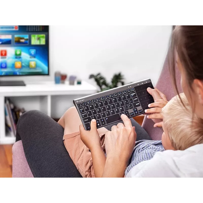 Bezvadu RF pilna izmēra tastatūra TRACER TRAKLA46934, QWERTY angļu, 2,4 GHz nano uztvērējs, membrāna, melna/pelēka