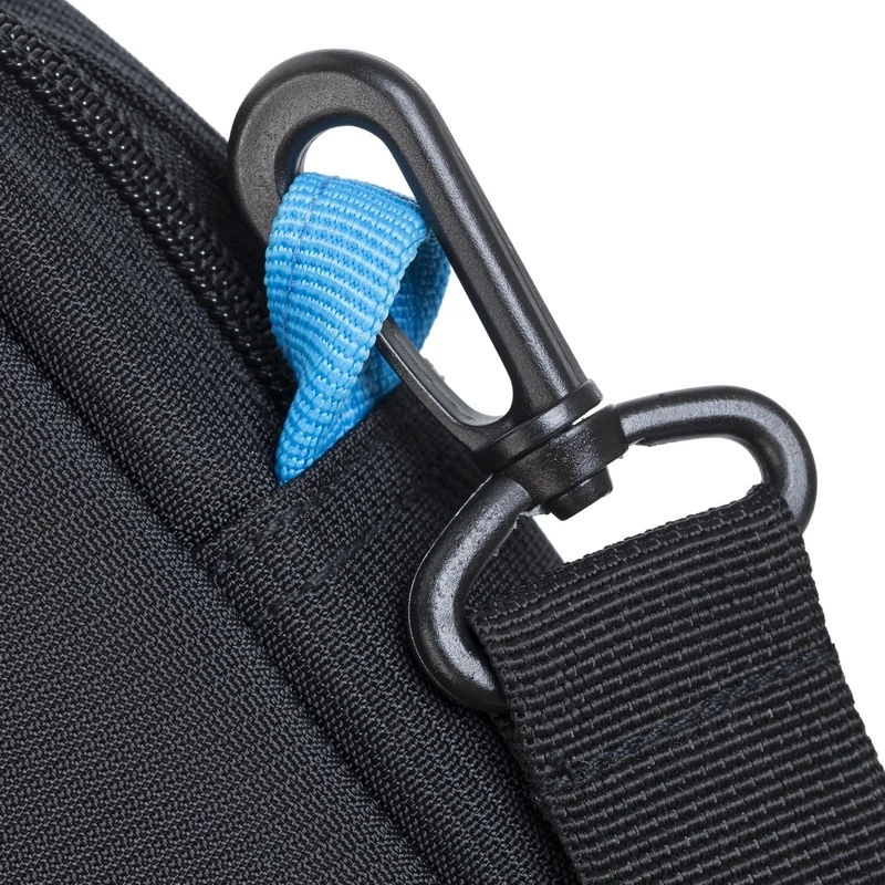 Rivacase 8037 39,6 cm (15.6) Messenger soma melna