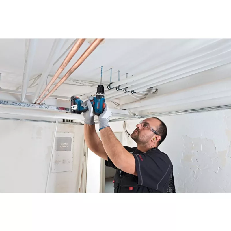 Bezvada triecienatslēga Bosch GSB 18V-65 ar 2x 4,0 Ah akumulatoriem un L-Case