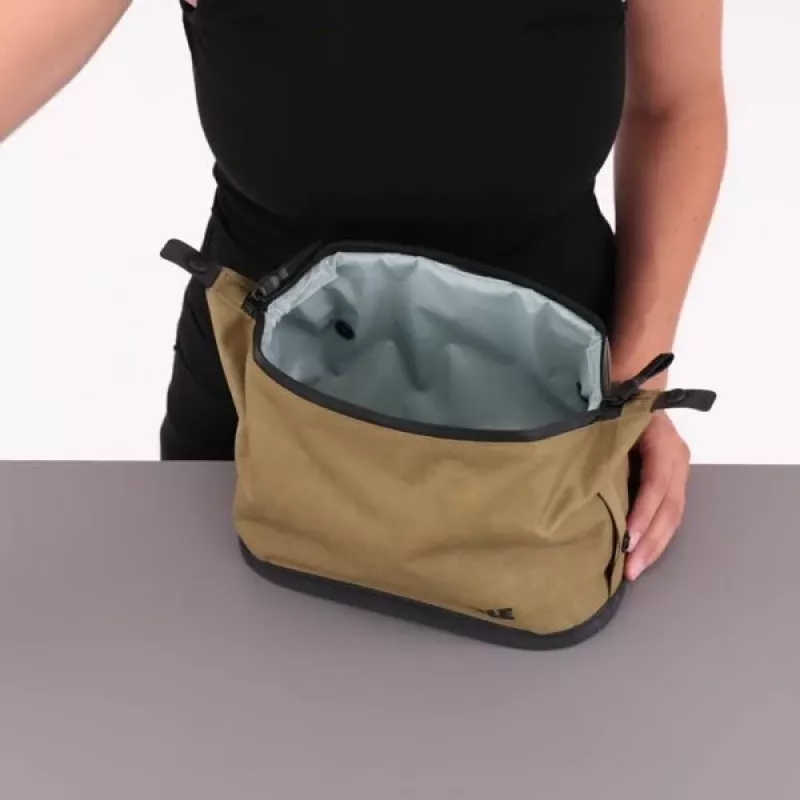 Thule 5437 Aion kosmētikas soma melna