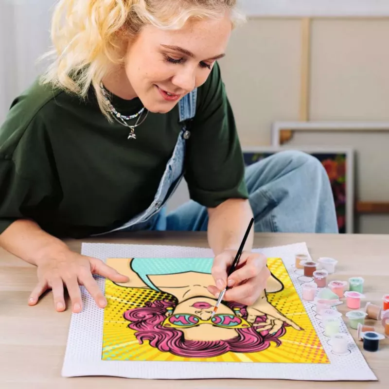 Ravensburger krāsošanas komplekts CreArt ART Collection Canvas Edition — Lady in Pink (PopArt)