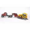 Rotaļlietu zemās platformas kravas automašīna ar JCB 4CX piederumu, BRUDER, modelis BR-02813, ABS konstrukcija, daudzkrāsains