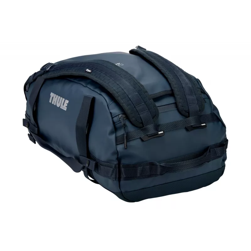 Thule 5590 Chasm 40L ceļojumu soma tumši zilā krāsā