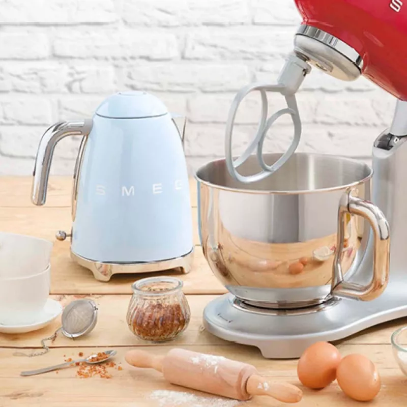 SMEG pastel blue tējkanna KLF03PBEU