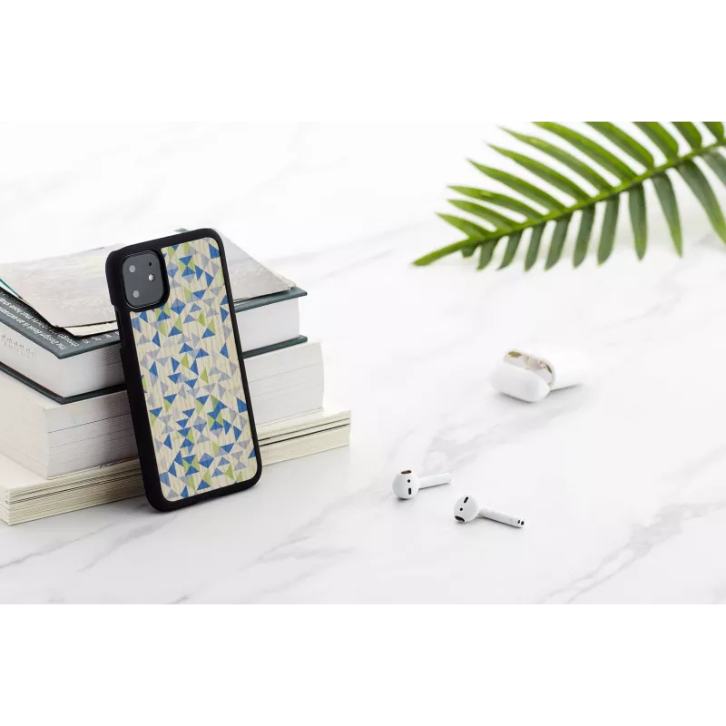 man and wood vāciņš iPhone 11 — zils trijstūris uz melna, aizsargājošs ciets apvalks