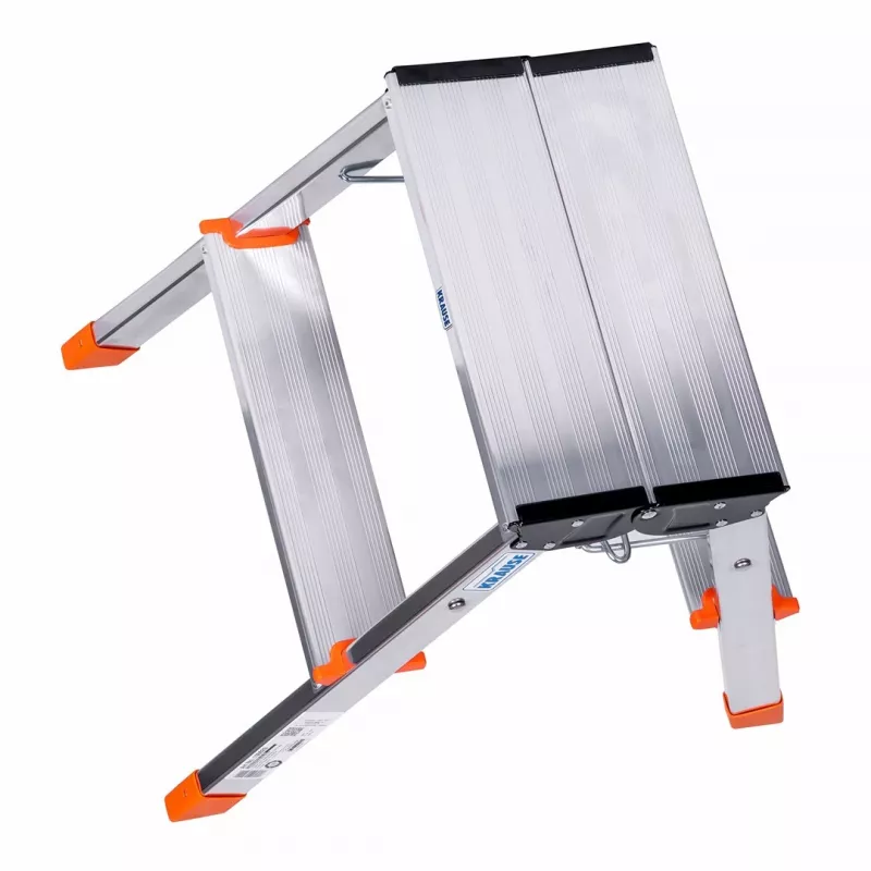 Saliekamās pakāpienu kāpnes Krause Treppy Silver 130020 — alumīnija, 2 pakāpieni, 150 kg ietilpība, salocītas 55×20 cm, svars 2 kg