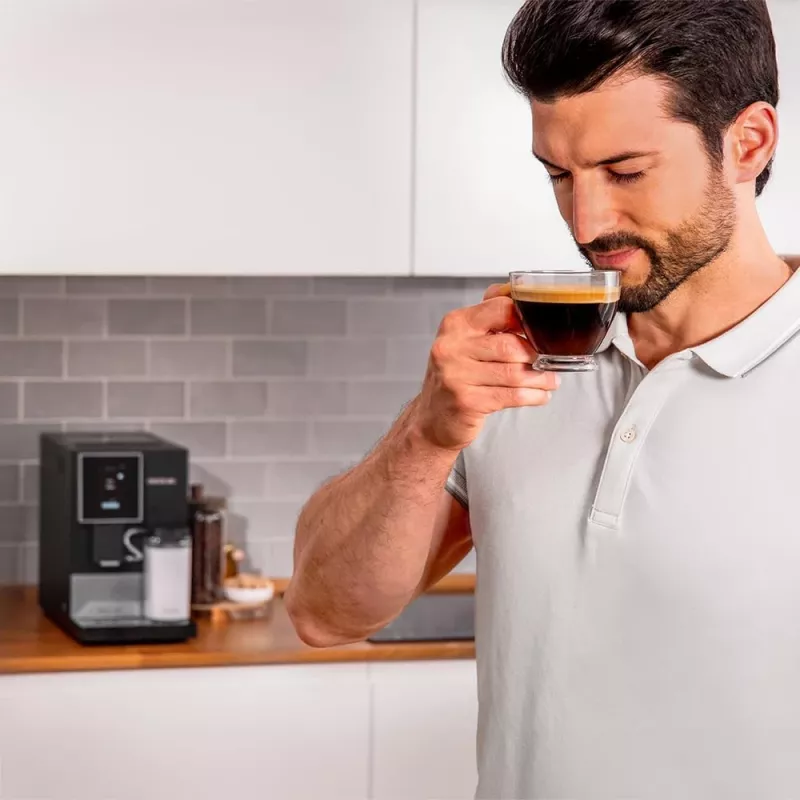 Espresso kafijas automāts CECOTEC Cremmaet Compactccino Connected 1460 W melns