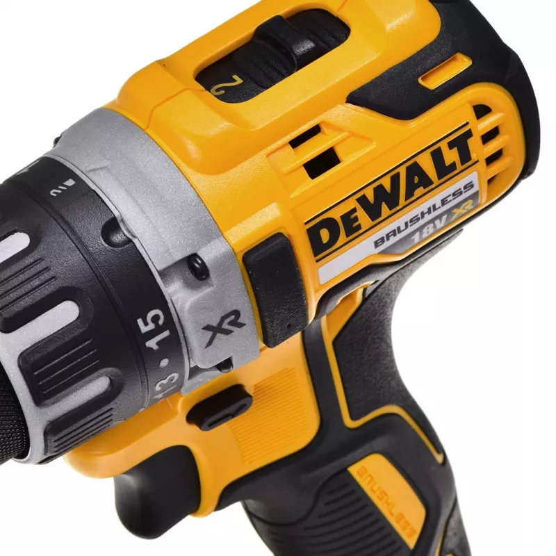 Bezvadu urbjmašīna DeWalt DCD791D2-QW, 18V Li-Ion, 2×2Ah akumulatori, bezatslēgas 13 mm patrona, 70 Nm, 1,5 kg