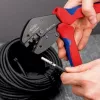 Presēšanas instruments Knipex 97 33 03 MultiCrimp PV savienotājiem MC4 un MC4 EVO2