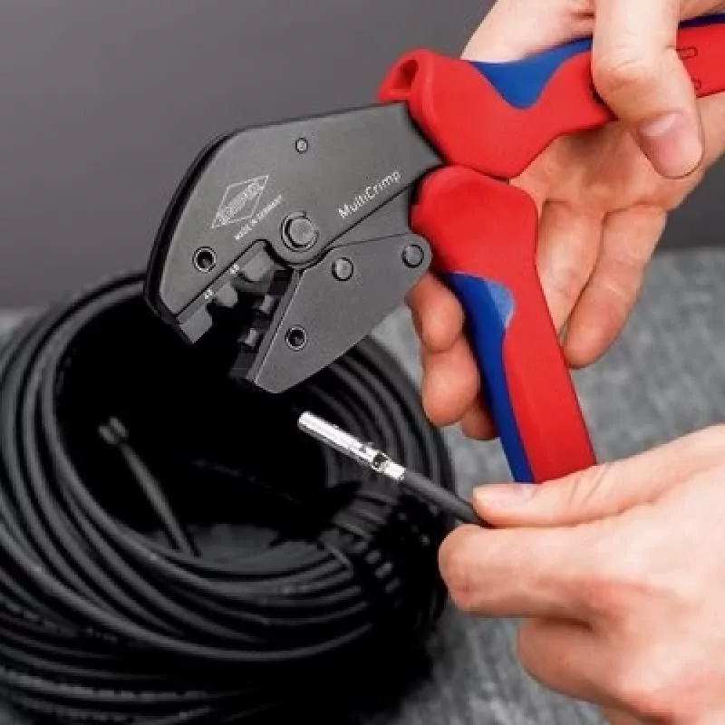 Presēšanas instruments Knipex 97 33 03 MultiCrimp PV savienotājiem MC4 un MC4 EVO2