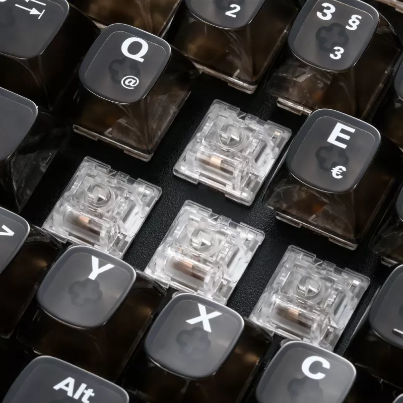 Mehāniskā spēļu tastatūra Sharkoon Crystal Shark Melns DE ar RGB apgaismojumu