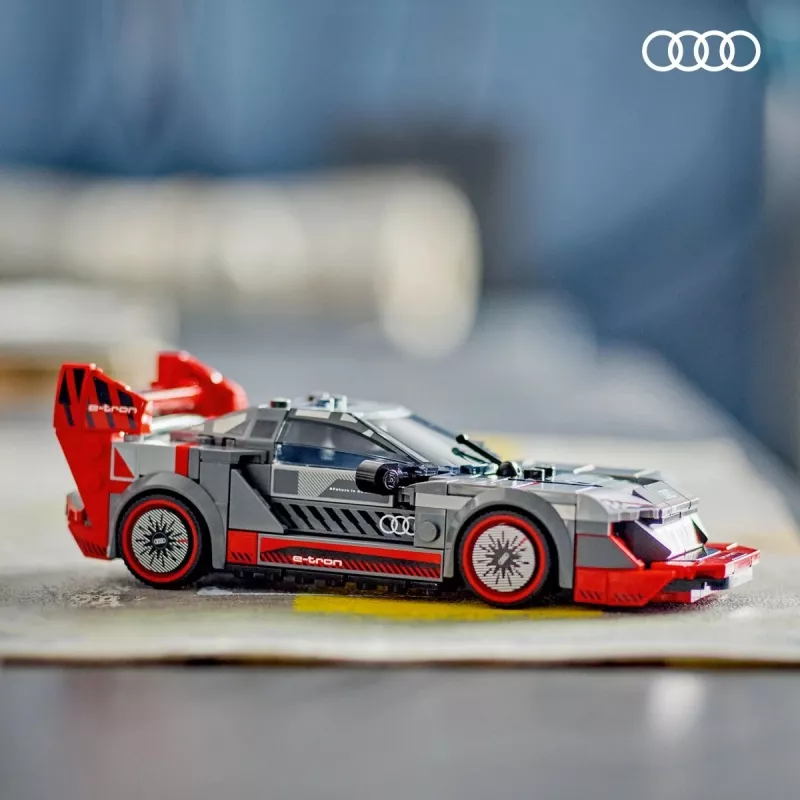 Lego Speed Champions 76921 Audi S1 E-Tron Quattro sacīkšu auto komplekts