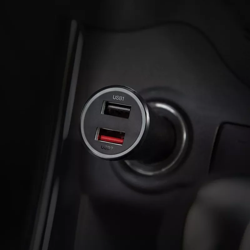 Xiaomi 37 W divu portu auto lādētājs melns, melns