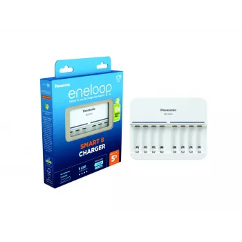 Iekštelpu bateriju lādētājs Panasonic BQ-CC63 — uzlādē 8 AA/AAA, 100–240 V, balts