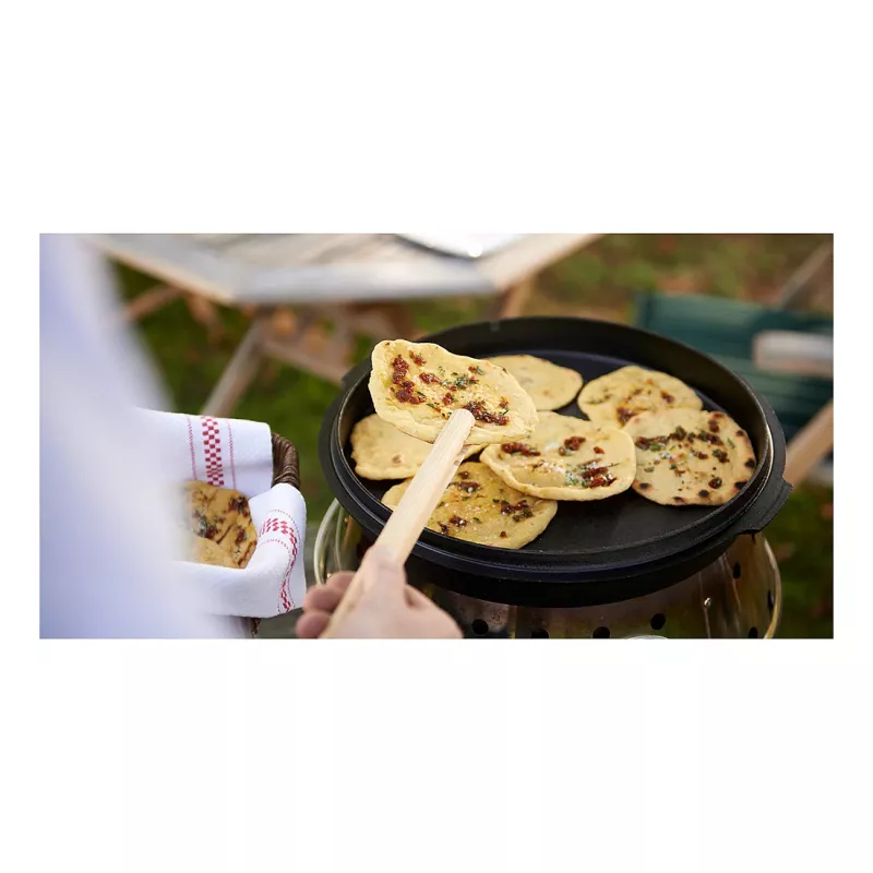 Cepamais paplāts / plātsne Petromax FT12 apaļa čuguna krāsns, piemērota maizei un gaļai, 15 kg