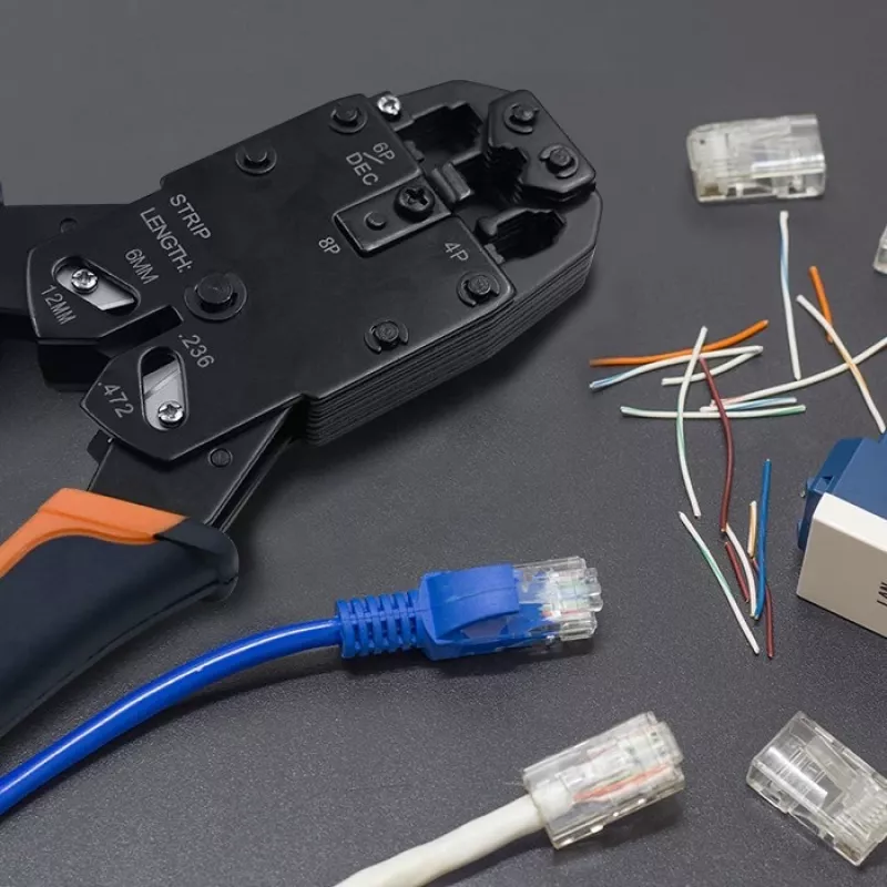 RJ45 modulārais savienotājs QOLTEC 54556 CAT6 FTP, sudraba, 18×22×11 mm, iepakojumā 100 gab.