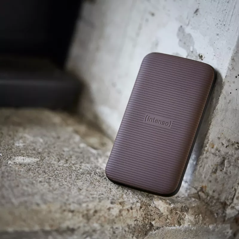 SSD disks Intenso 1TB ārējais USB Type-C 3.2 Gen 2 brūns