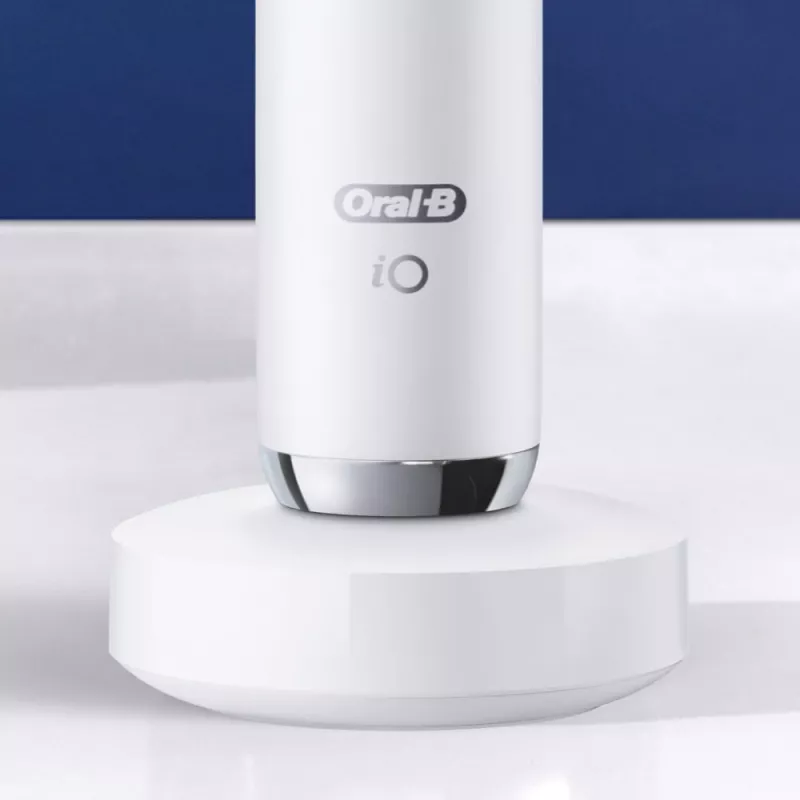 Elektriskā zobu birste Oral-B iO9 iOM9.1A1.1AD balta