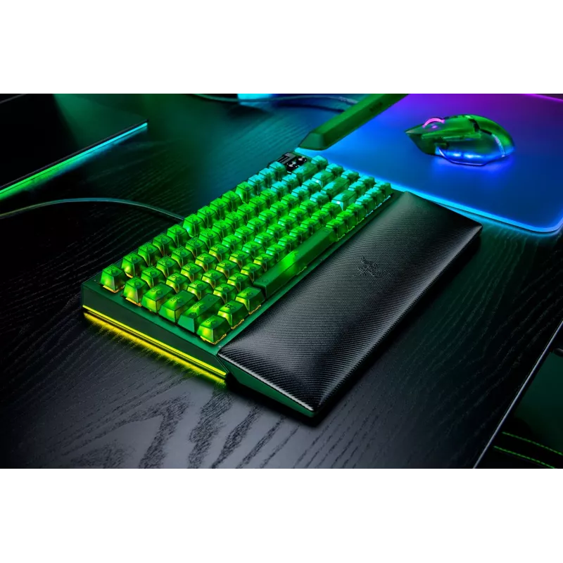 Mehāniskā spēļu tastatūra Razer MelnsWidow V4 75% — vadu savienojums, ASV izkārtojums, Phantom zaļa Edition, Razer mehāniskie taktilie slēdži