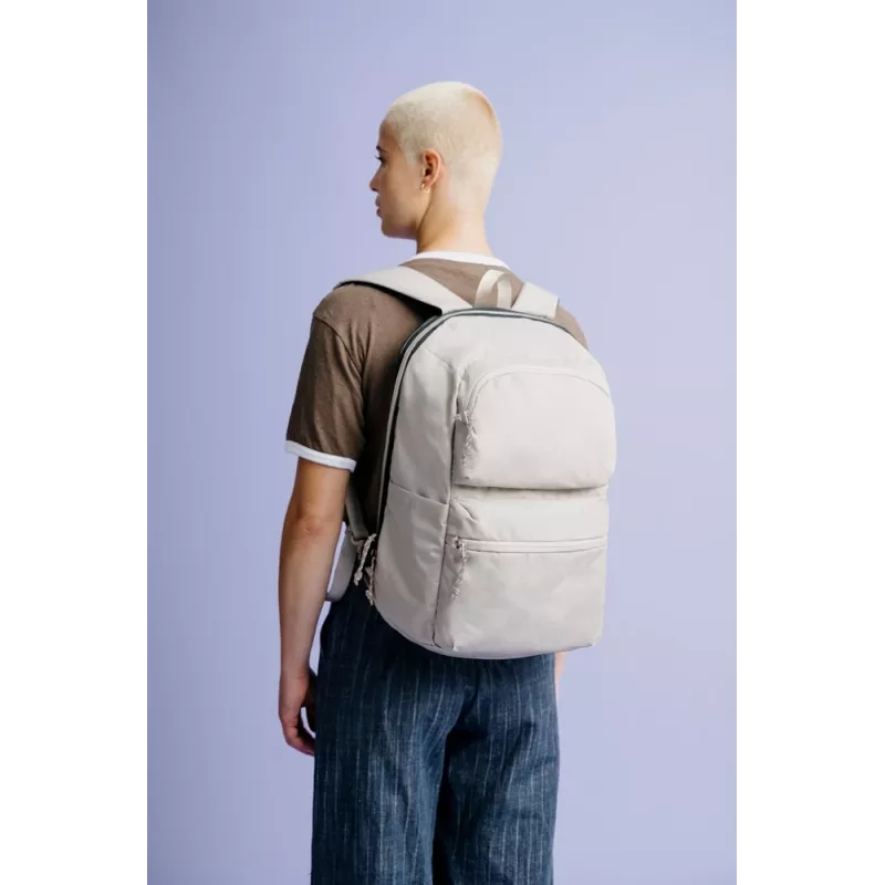 Mugursoma XD DESIGN Switch 2-in-1 P706.3319 — 22 L, 15,6 collu klēpjdatoram, 530 g, melna/ozolkoka