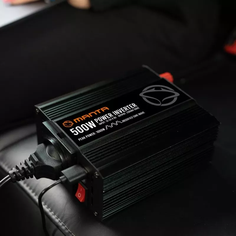 Jaudas pārveidotājs MANTA MPI500M 500W pastāvīgā / 1000W maksimālā līdzstrāva uz maiņstrāvu