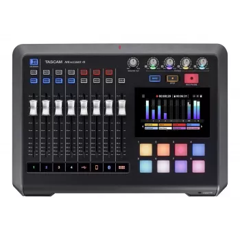 Tascam Mixcast 4 - mikseris podkāstu ierakstīšanai