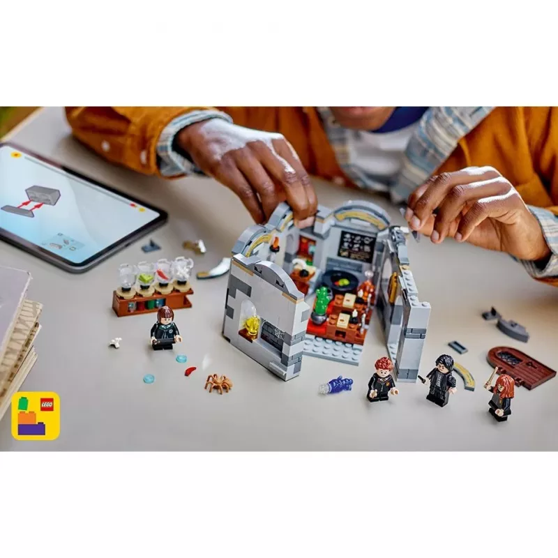 LEGO HARRY POTTER 76431 Cūkkārpas pils: Dziru stunda