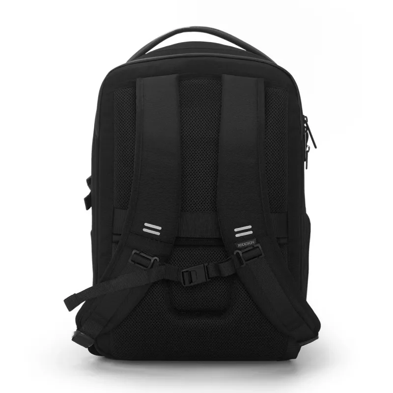 Mugursoma XDDESIGN Bizz Melns — ūdensizturīga, viegla, modelis P705.931
