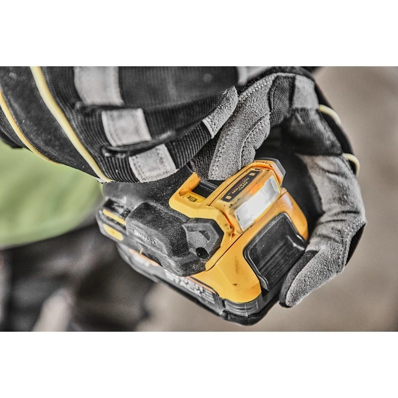 Pistoles roktura urbjmašīna DeWalt DCD805NT-XJ — 18 V bezsuku motors, 2000 apgr./min, 90 N·m, 13 mm patrona, 1,34 kg