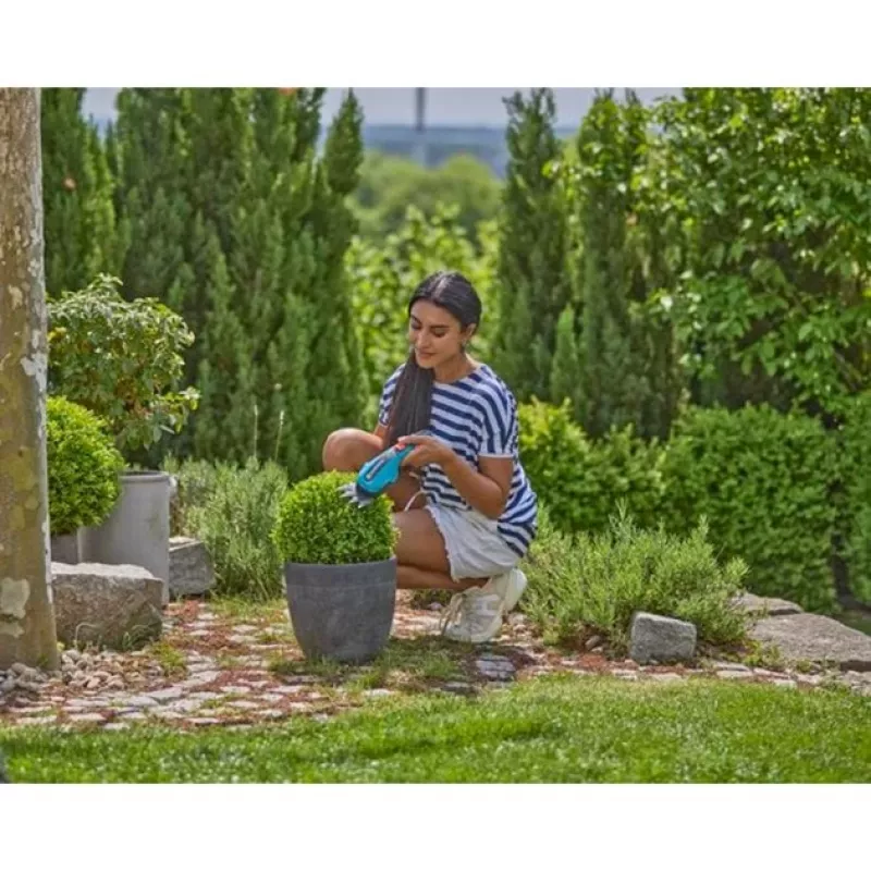 Zāles šķēres GARDENA ClassicCut Li 3,6 V Li-ion 2,5 Ah akumulatora bezvada