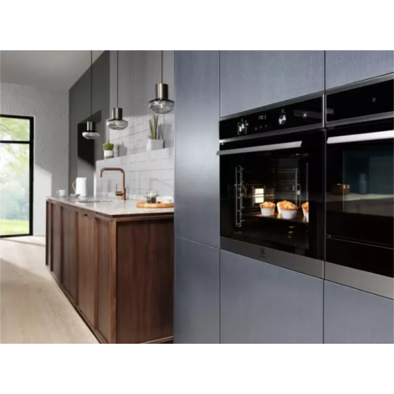 Iebūvējamā cepeškrāsns Electrolux EOD5F71Z SteamBake 600, 72 L, katalītiskā tīrīšana, A energoefektivitātes klase, 50–275°C