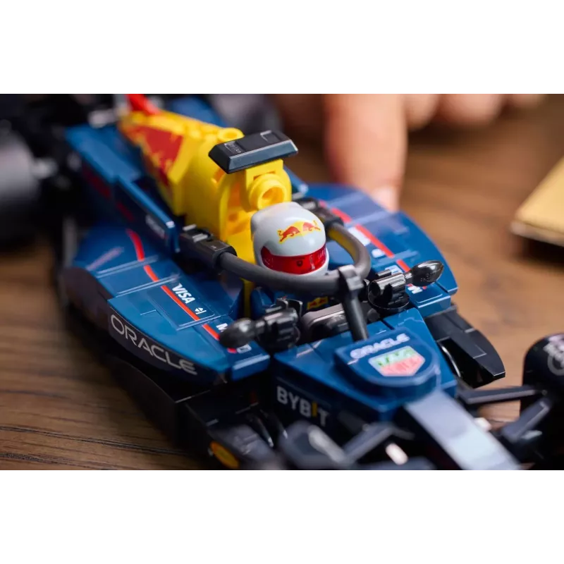 LEGO Speed Champions 77243 Oracle Red Bull Racing RB20 F1 sacīkšu auto