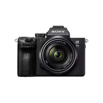 Sony α 7 III + 28-70mm MILC 24.2 MP CMOS 6000 x 4000 pikseļi Melns