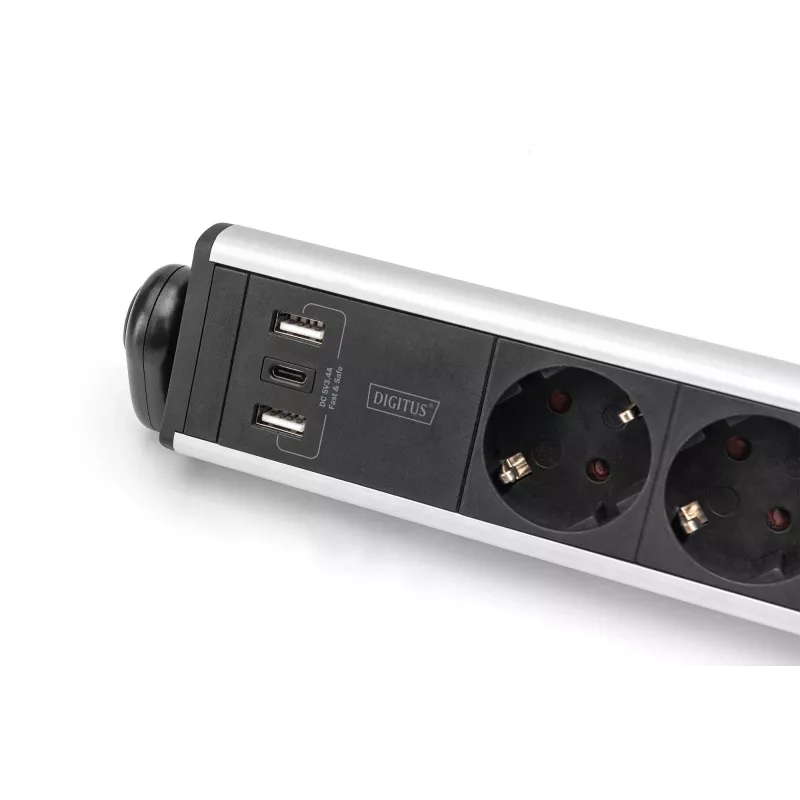 Digitus 6 virzienu biroja strāvas sadalītājs ar 3 USB pieslēgvietām 1,5 m kabeli