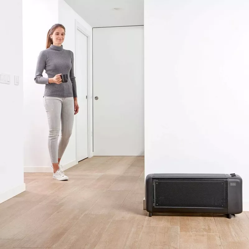 Mikrotermiskais sildītājs Black+Decker BXMRA1500E