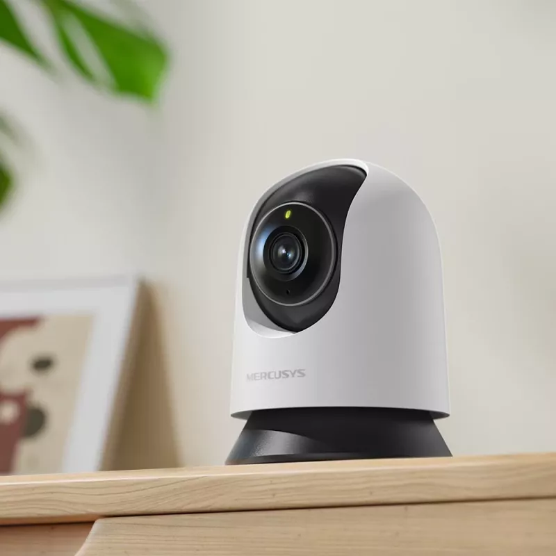 Iekštelpu drošības kamera TP-LINK MC210 Pan/Tilt Wi‑Fi 1080p Nakts redzamība
