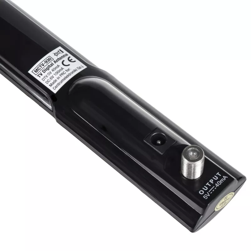 Iekštelpu TV antena MACLEAN MCTV-930 — DVB-T, VHF 87.5–230 MHz, UHF 470–790 MHz, VHF 26 dB / UHF 28 dB, 75 Ω, melna