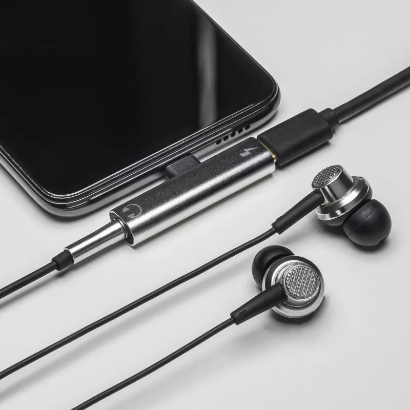AKYGA AK-AD-71 Adapteris USB-C vīrišķais uz USB-C sievišķo + 3,5 mm ligzda, DAC