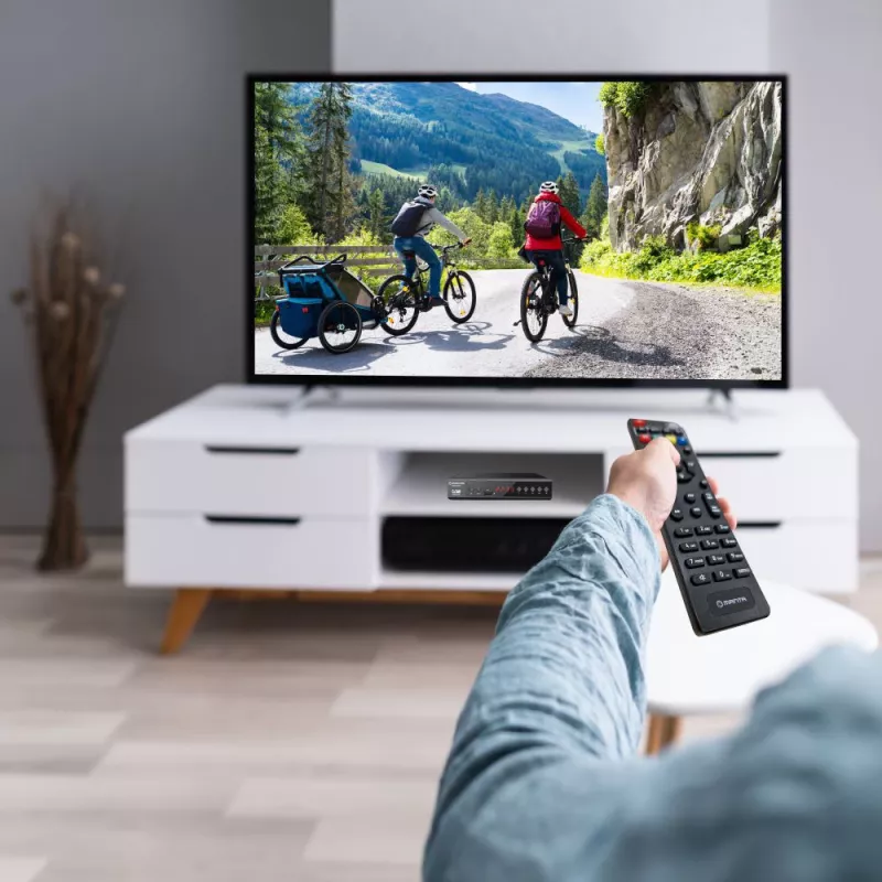 Digitālais TV uztvērējs MANTA DVBT025PRO DVB-T2 Full HD atbalsts USB ierakstīšana