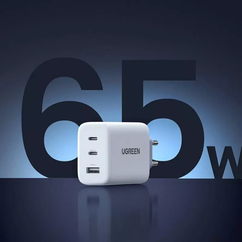 Sienas lādētājs UGREEN CD275 2× USB Type-C 65W Balts — dubults USB-C 65W ātra uzlāde, 100–240V ieeja