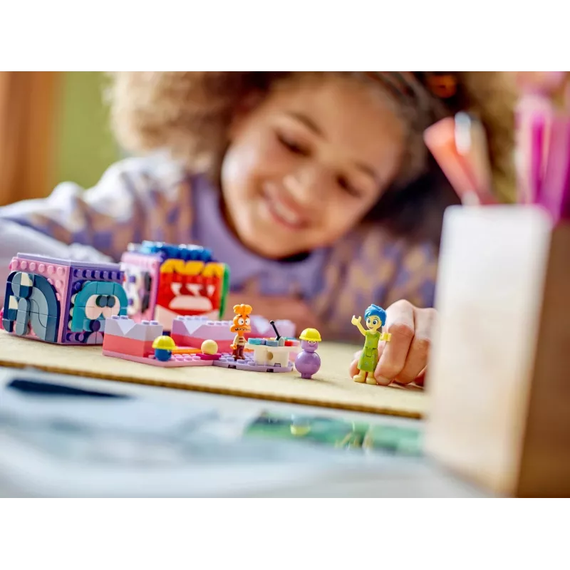 Konstrukciju rotaļlieta LEGO Disney Pixar Inside Out 2 Mood Cubes komplekts 43248
