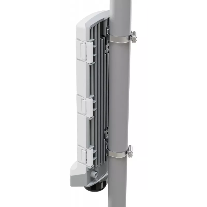 Tīkla slēdzis MikroTik CSS606-1G-2Gi-3S+OUT 6-portu slēdzis ar 1G un 10G SFP+ augšupsaitēm