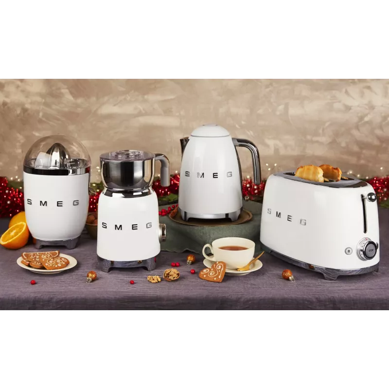 Smeg KLF03WHEU elektriskā tējkanna KLF03WHEU-chrome, hromēta