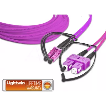 Lightwin LDP-50 LC-SC 1.5 OM4 optiskās šķiedras kabelis 1,5 m violets (LDP-50 LC-SC 1.5 OM4)