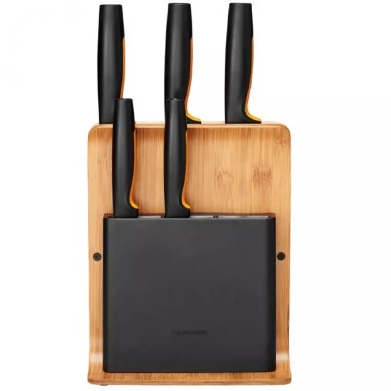 Nažu bloks ar spraugām Fiskars 1057552 — koka taisnstūra nažu bloks ar 5 spraugām, nerūsējošais tērauds, maksimālais naža garums 21,3 cm