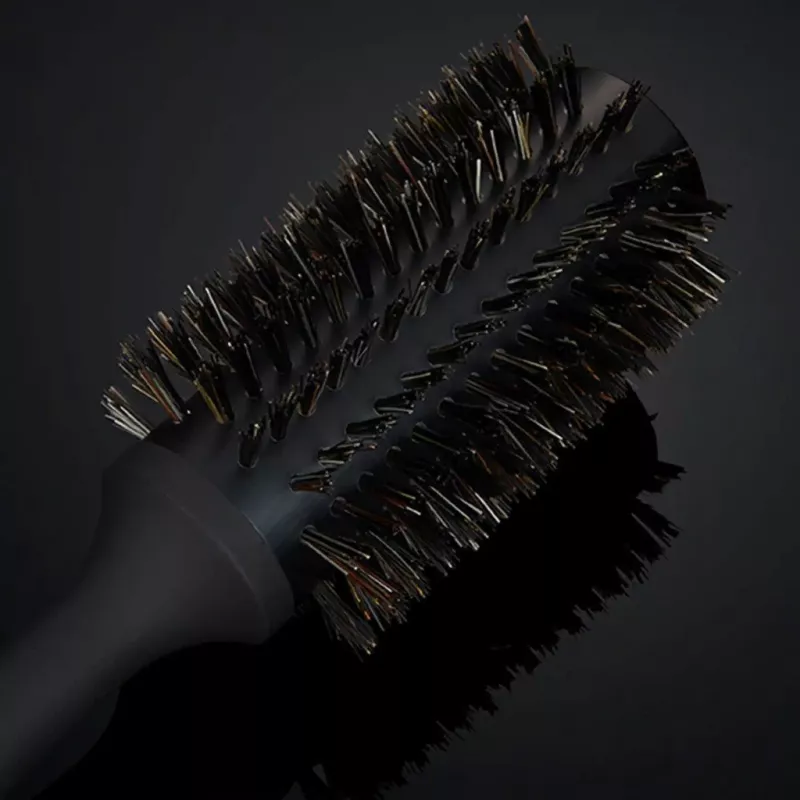 GHD Izmērs 2 apaļa matu suka melna