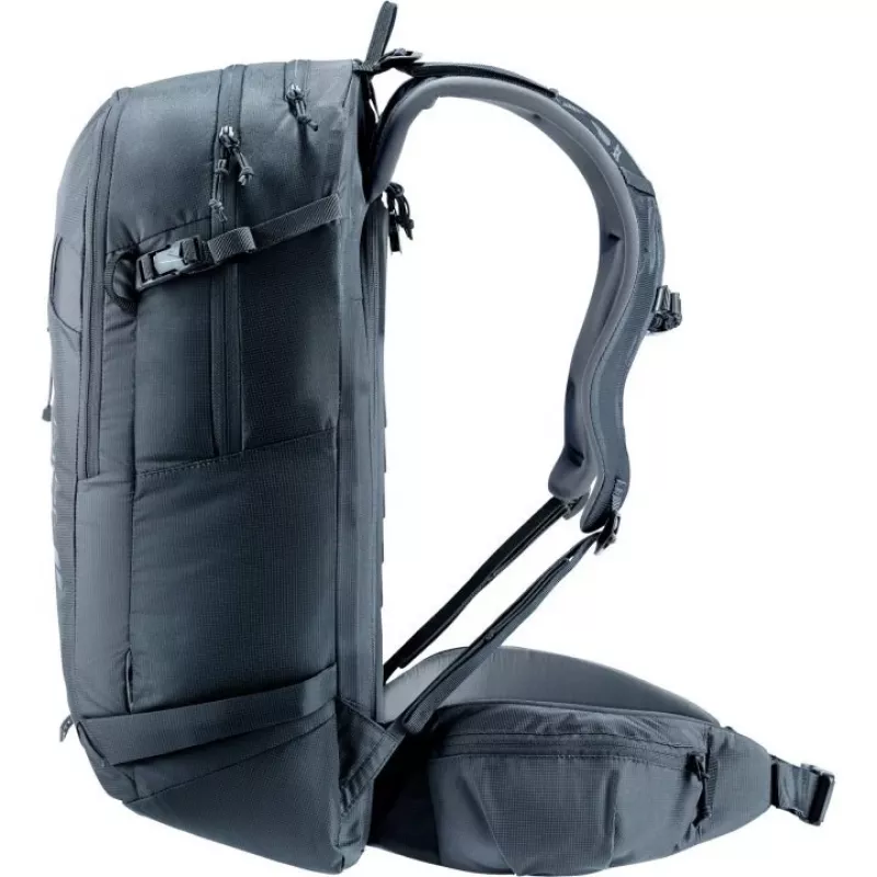 Mugursoma DEUTER Freerider Pro 34+ — tehniska freeride slēpošanas tūrisma mugursoma, 34 L, melna, ķiveres turētājs, gurnu josta
