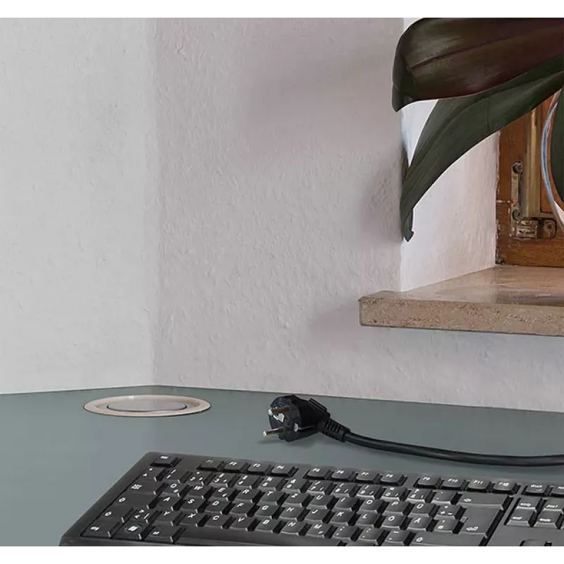 Brennenstuhl Tower Power Table Extension Socket - pagarinātājs - 3 izejas rozetes - 2,0 m - melns, alumīnijs (1396200003)