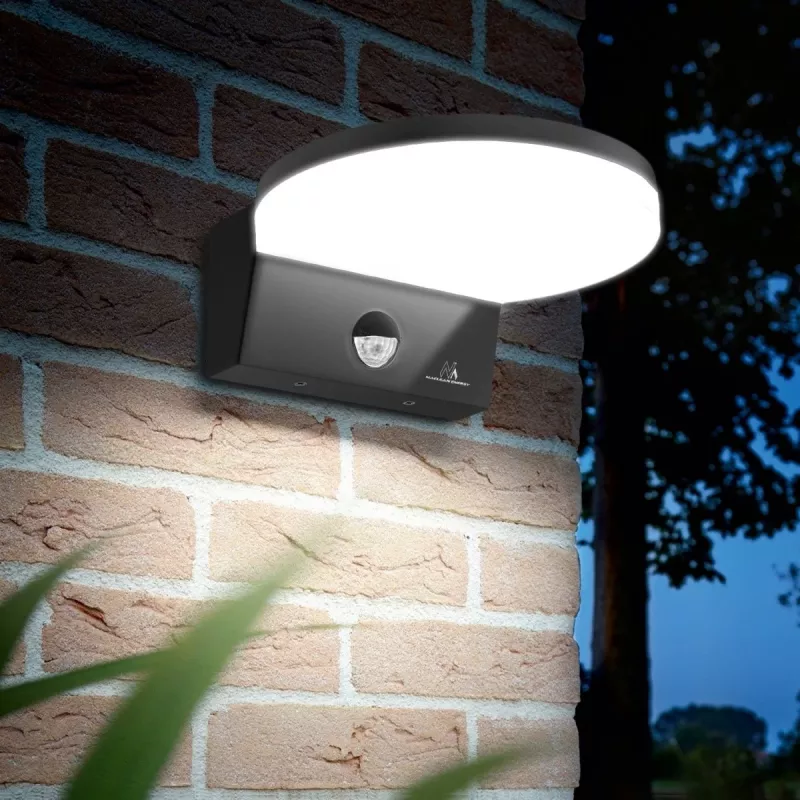 LED lampa ar krēslas sensoru MACLEAN MCE344B — integrēts krēslas sensors, energotaupīgs LED apgaismojums