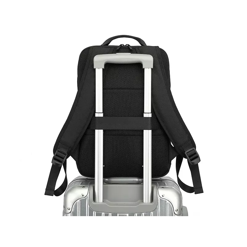 Tracer 47770 Carry-On mugursoma 15,6